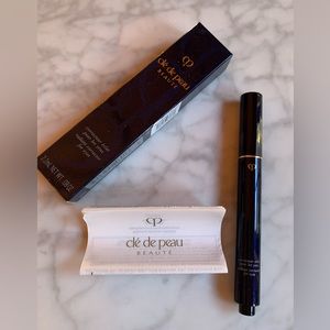 cle de peau BEAUTE radiant corrector for eyes BEIGE